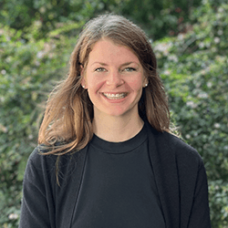 Headshot of Hannah Smith, Manager, Editorial and Publications, at Exponent Philanthropy