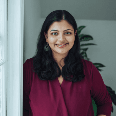Headshot of Meena Das, founder and CEO of Namaste Data.